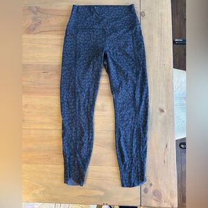 Women's Black Patterned Leggings